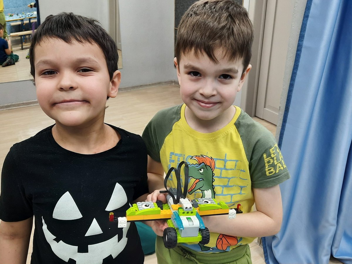 День космонавтики