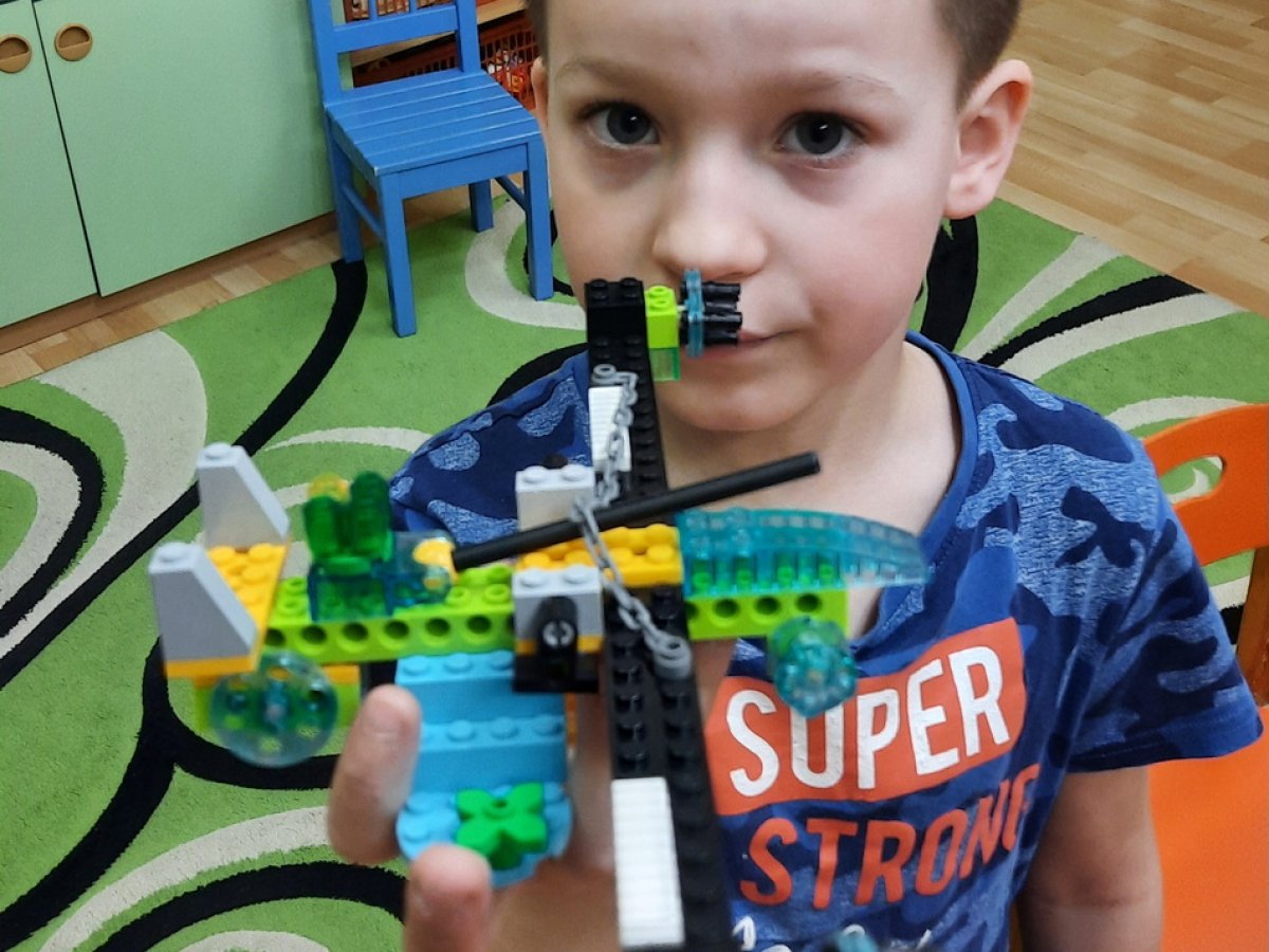 День космонавтики