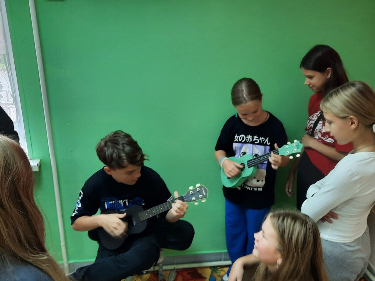 Перемены под гитару