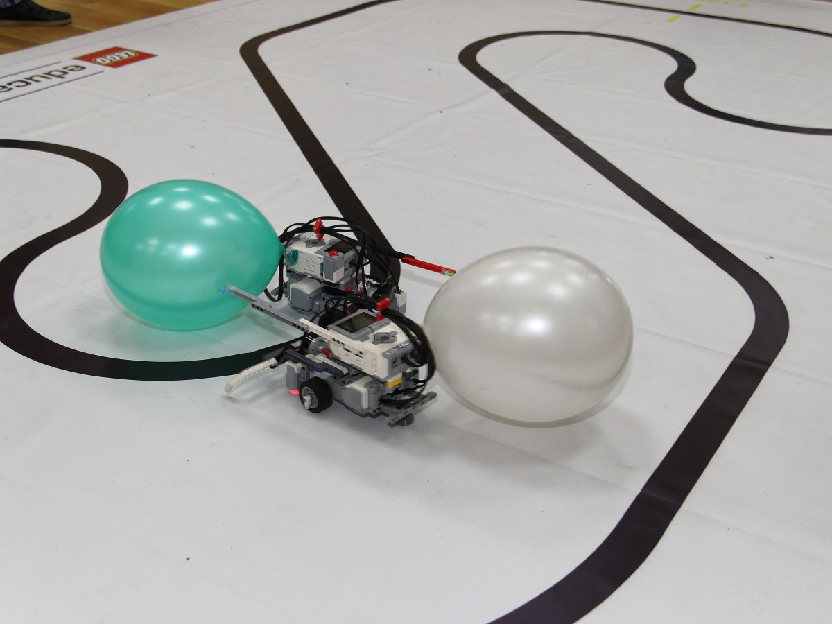 1-й турнир по робототехнике